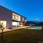 beleuchtetes Haus: (C) alexandre zveiger - stock.adobe.com